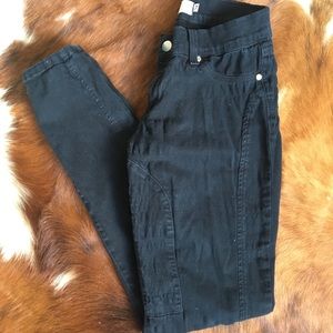 Black skinny jeans